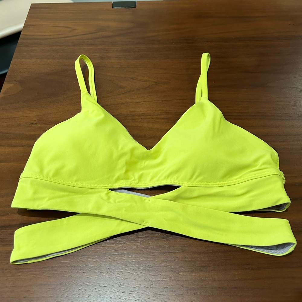 NWOT Lululemon Sports Bra